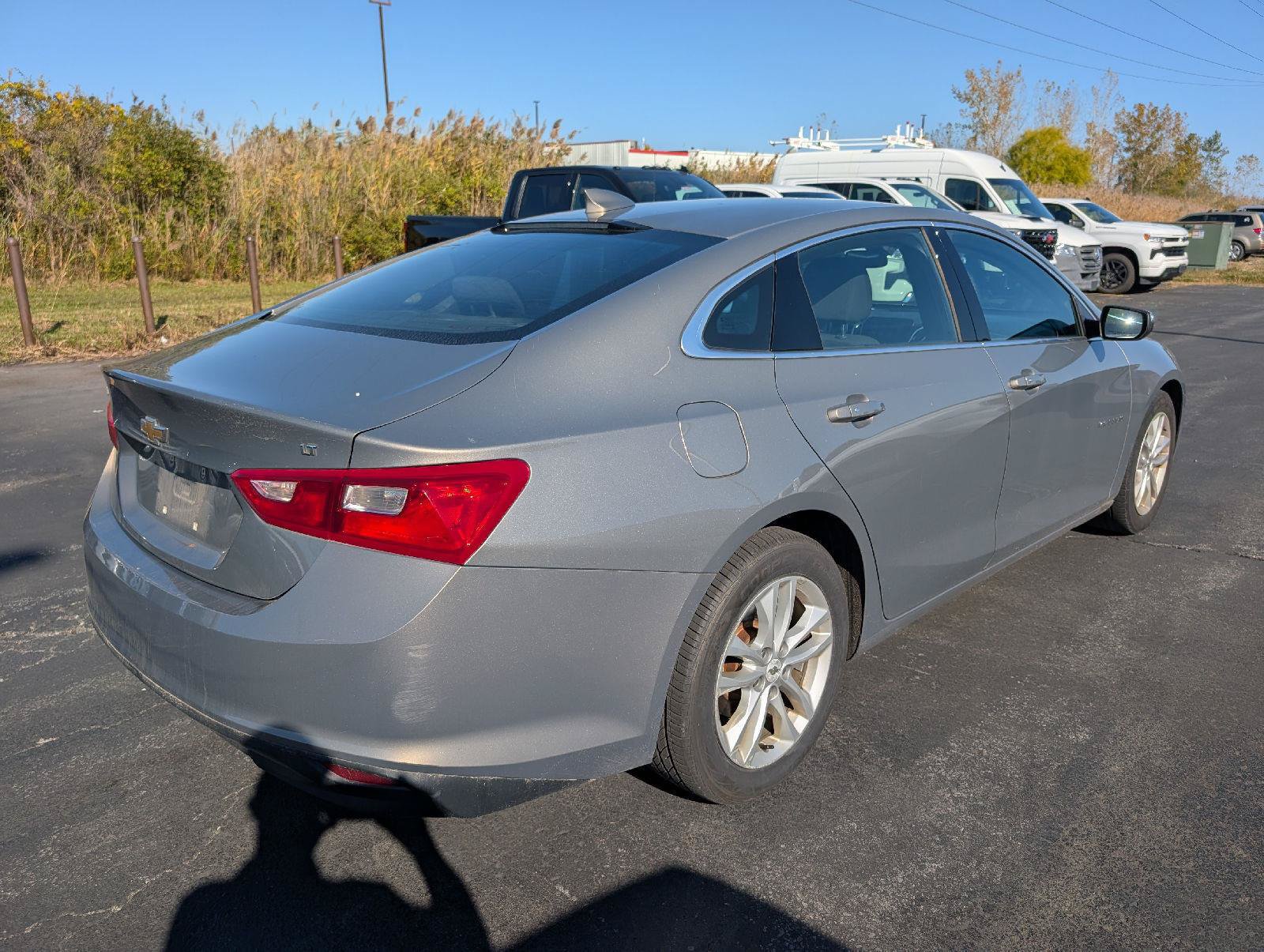 Used 2018 Chevrolet Malibu LT FWD image 7