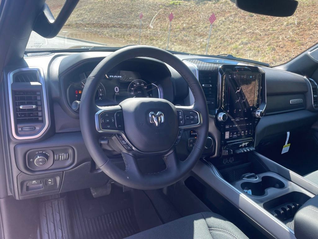New 2026 RAM 1500 Big Horn AWD/4WD image 11
