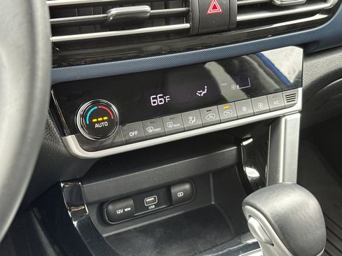 Certified 2022 Kia Seltos S image 21