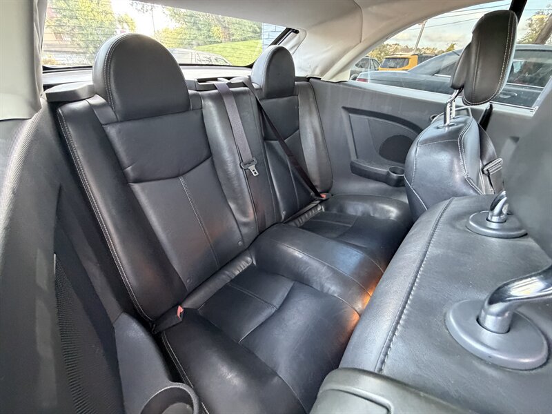 Used 2010 Chrysler Sebring Limited FWD image 11