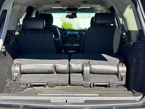 Used 2008 Cadillac Escalade AWD image 12