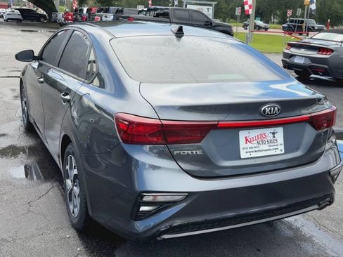 Used 2021 Kia Forte LXS FWD image 7