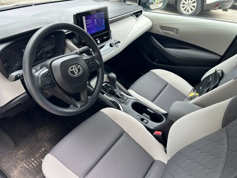 Used 2024 Toyota Corolla LE FWD image 13