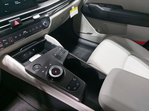 New 2026 Kia Sportage EX image 25