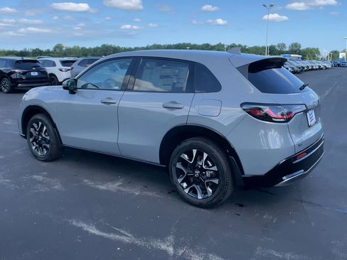 New 2026 Honda HR-V EX-L image 6