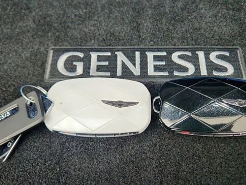 Used 2025 Genesis G70 3.3T Advanced image 61