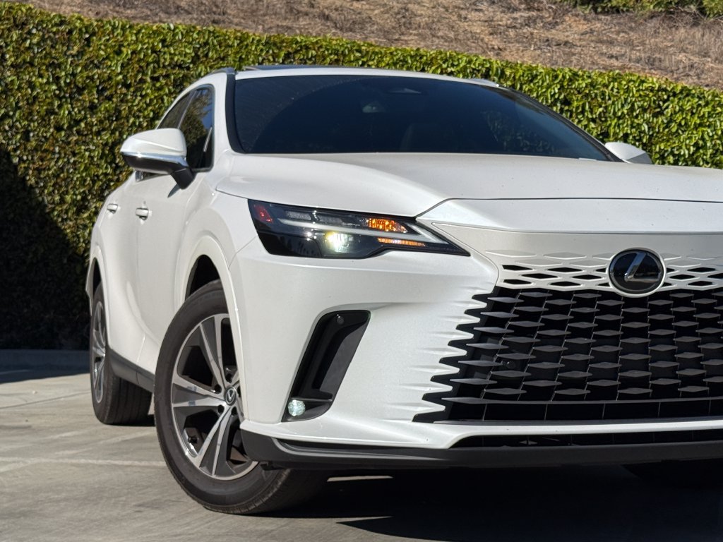 Certified 2024 Lexus RX 350 FWD w/ Technology Package image 6