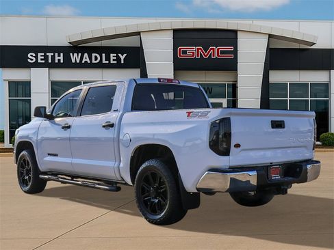 Used 2019 Toyota Tundra SR5 w/ SR5 Upgrade Package image 5