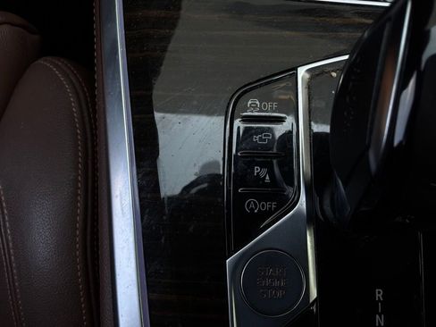 Used 2019 BMW X5 xDrive40i w/ Premium Package image 29