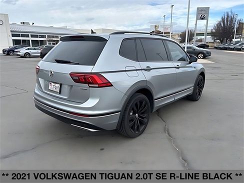 Used 2021 Volkswagen Tiguan SE R-Line w/ 3rd Row Seat Package image 3