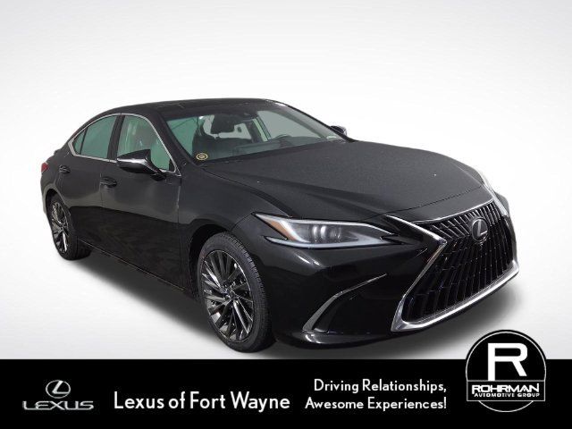 Used 2024 Lexus ES 300h w/ Accessory Package (Z1) FWD image 5