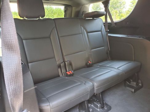 Used 2021 Chevrolet Suburban High Country w/ Premium Package AWD/4WD image 52