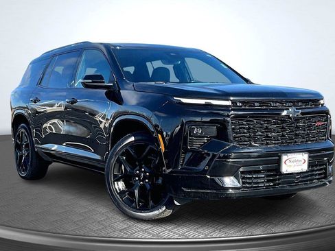 Used 2024 Chevrolet Traverse RS w/ LPO, Floor Liner Package image 13