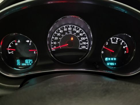 Used 2014 Chrysler 200 S FWD image 23