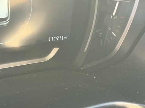 Used 2020 Hyundai Santa Fe Limited image 9