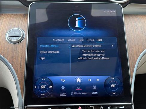 Used 2024 Mercedes-Benz C 300 Sedan image 30