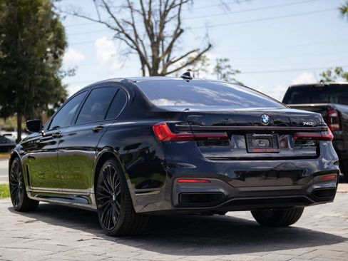 Used 2020 BMW 740i w/ M Sport Package RWD image 9