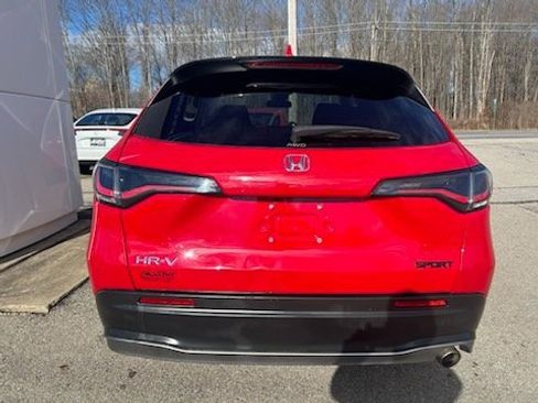 Used 2024 Honda HR-V Sport image 7