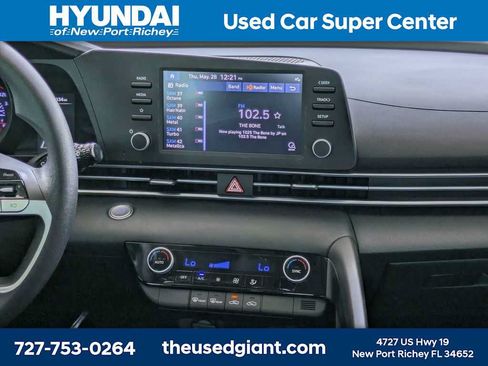 Certified 2023 Hyundai Elantra SEL FWD image 17