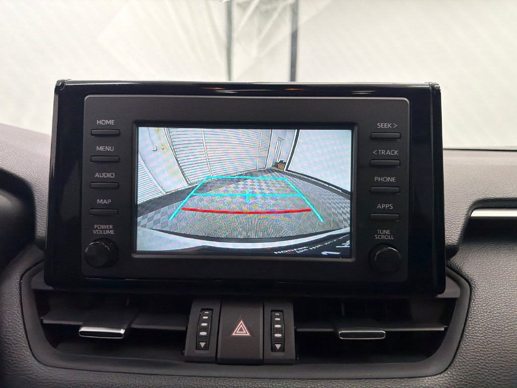 Used 2019 Toyota RAV4 XLE Premium FWD image 31