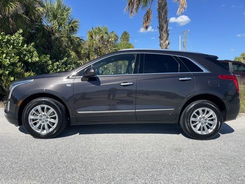 Used 2019 Cadillac XT5 FWD image 3