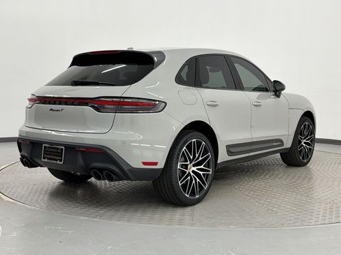 Certified 2023 Porsche Macan Turbo AWD/4WD image 9