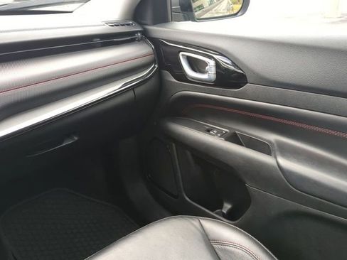 Used 2022 Jeep Compass Trailhawk image 19