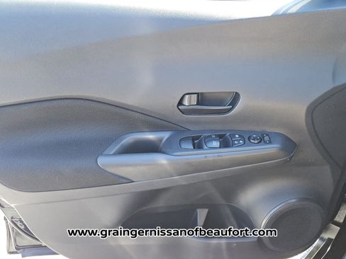 Used 2023 Nissan Kicks S FWD image 16