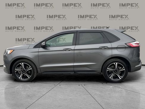 Used 2024 Ford Edge ST image 2