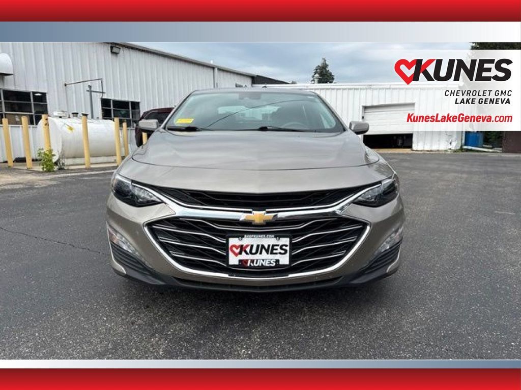 Used 2025 Chevrolet Malibu LT FWD image 12
