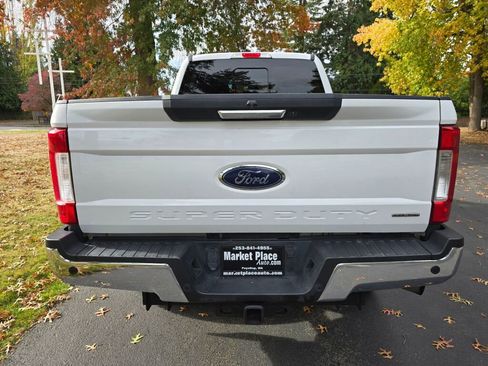 Used 2018 Ford F250 Lariat image 5