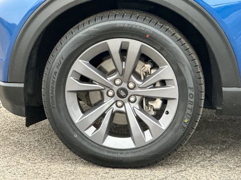 Certified 2022 Ford Explorer XLT w/ Equipment Group 202A image 28