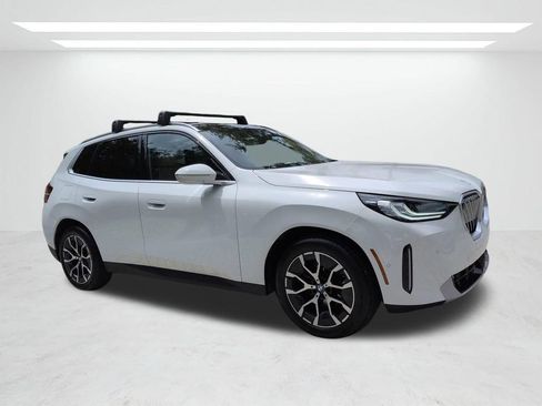 New 2025 BMW X3 xDrive30i w/ Convenience Package AWD/4WD image 2