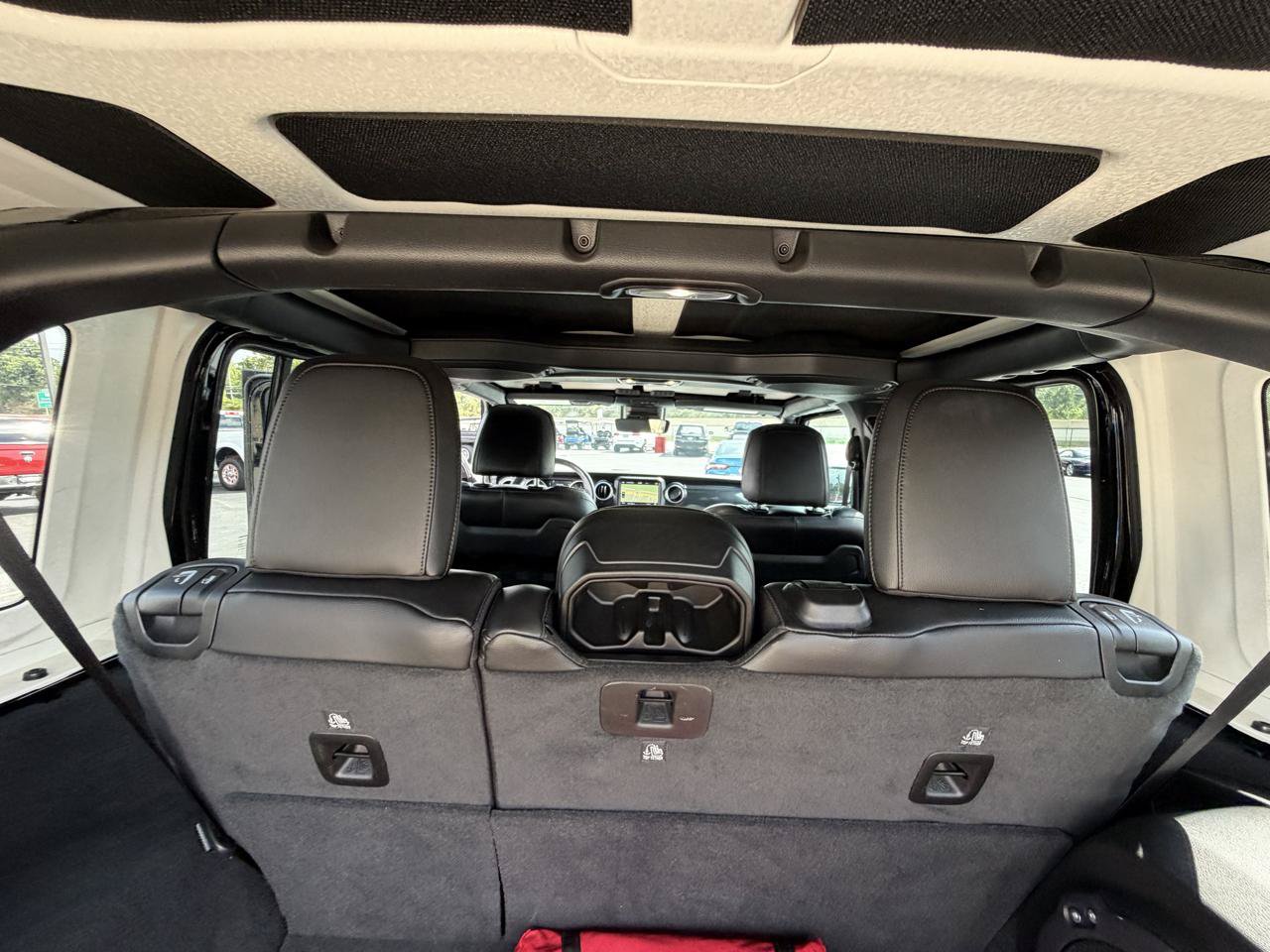 Used 2023 Jeep Wrangler Unlimited Rubicon 392 w/ Dual Top Group AWD/4WD image 38