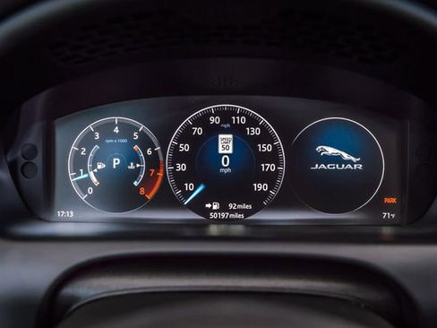 Used 2019 Jaguar XJ R-Sport image 18