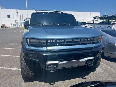 Used 2024 GMC Hummer EV 3X w/ Omega Edition AWD/4WD image 2