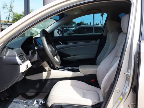 Used 2018 Honda Accord LX image 37