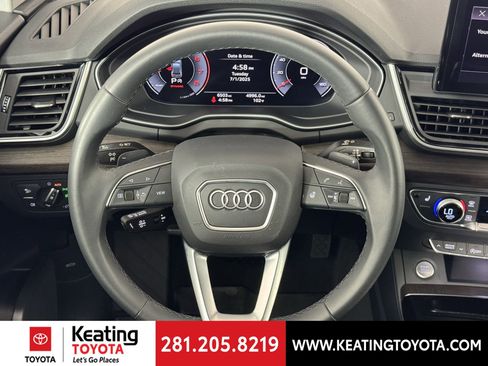 Used 2025 Audi Q5 2.0T Premium image 12