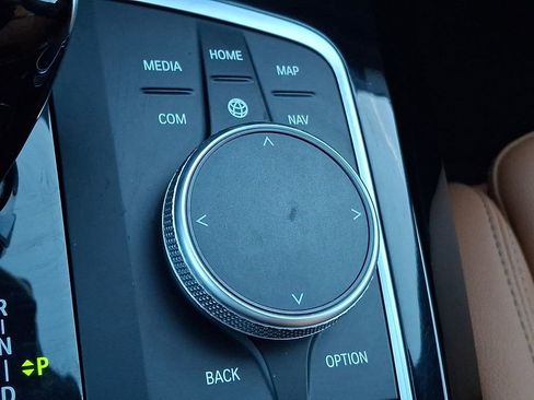 Used 2025 BMW X4 xDrive30i image 23