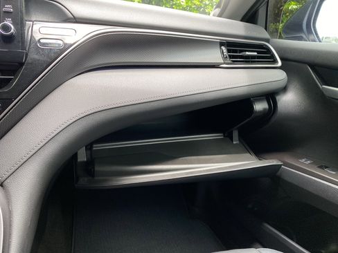 Used 2024 Toyota Camry XSE FWD image 31