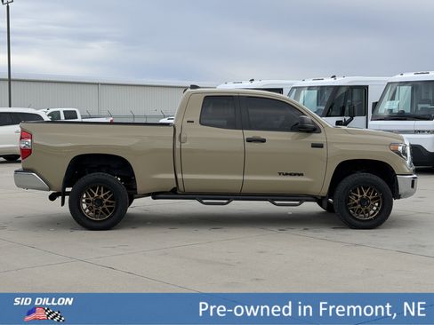 Used 2020 Toyota Tundra SR5 w/ SR5 Upgrade Package image 3