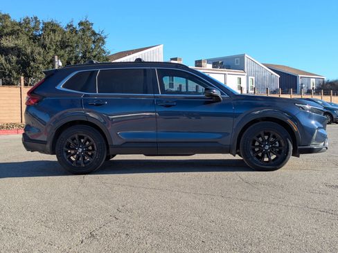 Used 2023 Honda CR-V Sport image 3