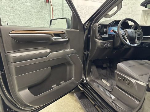 Certified 2023 Chevrolet Silverado 1500 RST w/ Z71 Off-Road Package image 14