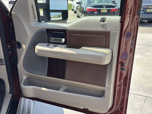 Used 2005 Ford F150 King Ranch AWD/4WD image 26