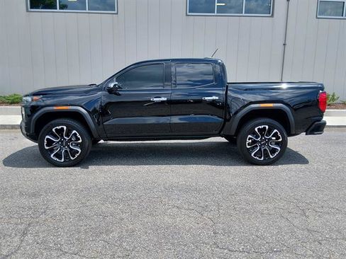 Used 2024 GMC Canyon Denali AWD/4WD image 5