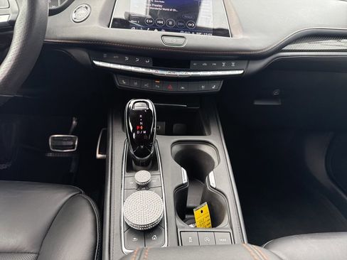 Used 2023 Cadillac XT4 Sport image 13