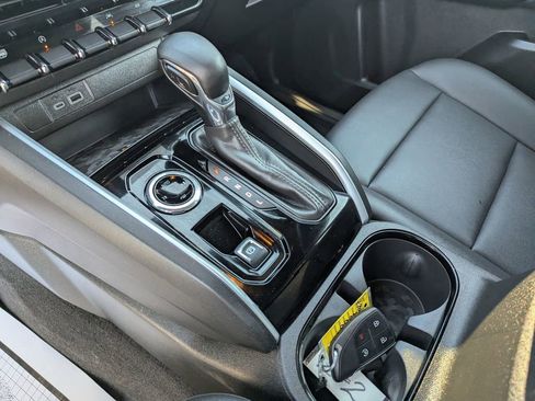 Used 2024 Chevrolet Colorado LT w/ LT Convenience Package III image 23