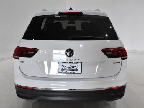 Used 2022 Volkswagen Tiguan SE AWD/4WD image 5