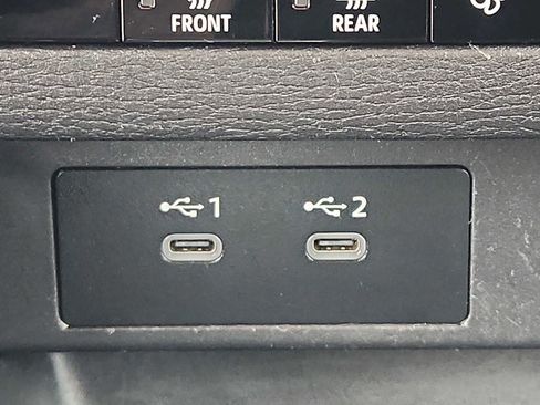 Used 2025 Mitsubishi Outlander SE image 23