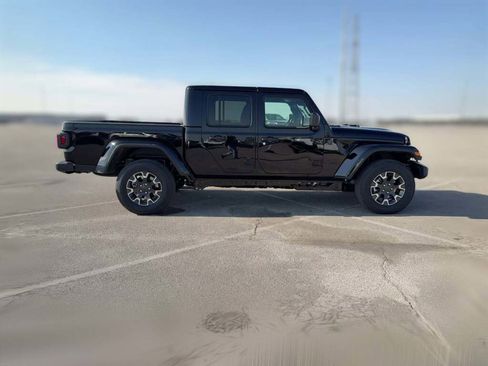 New 2026 Jeep Gladiator Sport image 14
